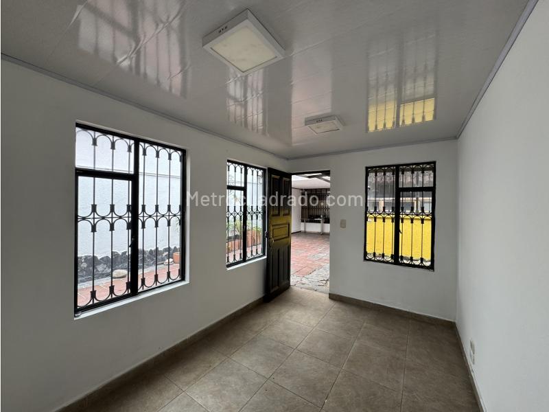 Casa – Bogotá, La Alhambra, Localidad Suba - Más