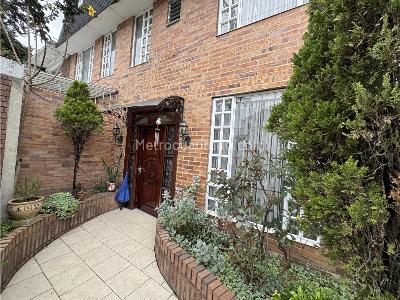 Casa en venta en La Esmeralda, Bogotá · foto 3 de 20