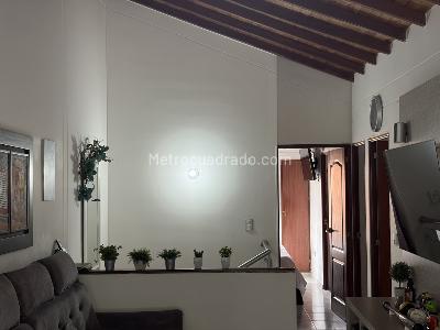 Casa de 3 alcobas en venta en Versalles, Floridablanca, 127 m² · foto 11 de 20