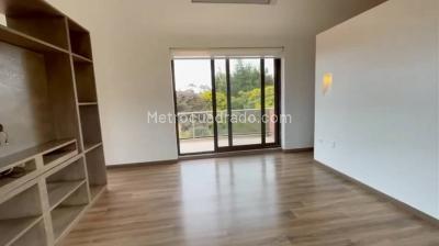 Casa de 5 alcobas en venta en Altos De Yerbabuena, Chía · foto 13 de 20