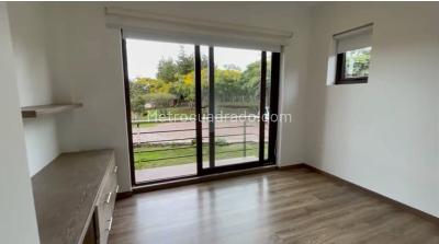 Casa de 5 alcobas en venta en Altos De Yerbabuena, Chía · foto 16 de 20