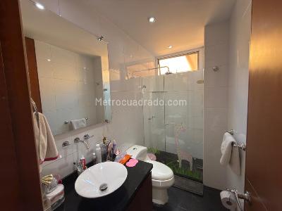 Apartamento de 4 alcobas en venta en El Batán, Bogotá, 188 m² · foto 14 de 20