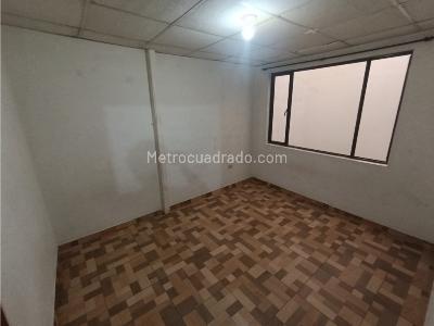 Casa de 5 alcobas en venta en Villa Del Rocio, Mosquera, 260 m² · foto 5 de 19