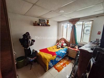 Casa de 5 alcobas en venta en Villa Del Rocio, Mosquera, 260 m² · foto 16 de 19