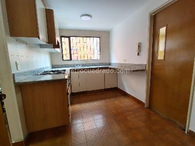 Apartamento en venta en Cedritos, Bogotá · foto 8 de 19