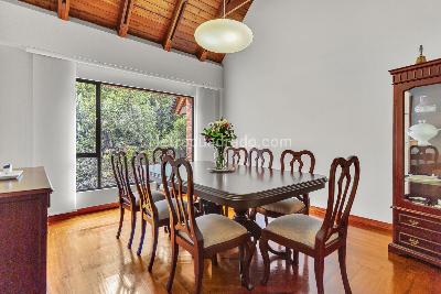 Apartamento de 3 alcobas en venta en Bosque De Pinos, Bogotá, 256 m² · foto 8 de 14