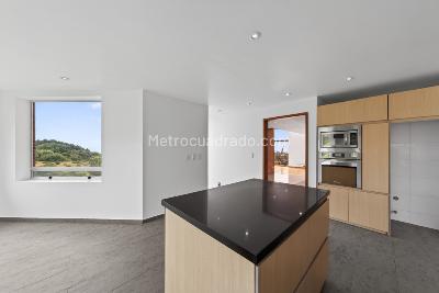 Casa de 4 alcobas en arriendo en Parcelacion San Jorge, Chía, 690 m² · foto 8 de 20
