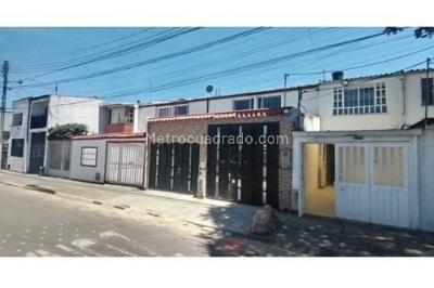 Casa en venta en Villa Luz, Bogotá · foto 2 de 20