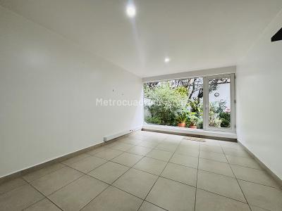 Casa de 5 alcobas en venta en San Patricio, Bogotá, 442 m² · foto 15 de 20