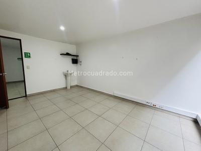Casa de 5 alcobas en venta en San Patricio, Bogotá, 442 m² · foto 16 de 20