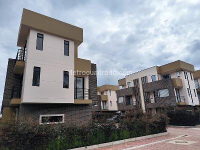 Casa de 3 alcobas en venta en Chia, Chía, 119 m² · foto 3 de 20