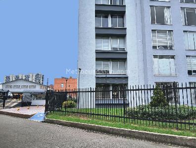 Apartamento de 4 alcobas en venta en Rincon Del Norte, Bogotá, 72 m² · foto 13 de 17