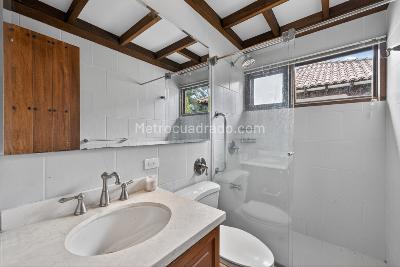 Casa de 5 alcobas en arriendo en Parcelacion Sindamanoy, Chía, 614 m² · foto 11 de 17