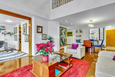 Apartamento de 3 alcobas en venta en San Patricio, Bogotá, 207 m² · foto 3 de 15