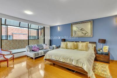 Apartamento de 3 alcobas en venta en San Patricio, Bogotá, 207 m² · foto 11 de 15