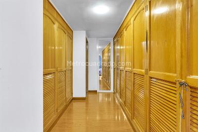 Apartamento de 3 alcobas en venta en San Patricio, Bogotá, 207 m² · foto 13 de 15