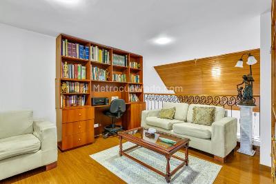 Apartamento de 3 alcobas en venta en San Patricio, Bogotá, 207 m² · foto 14 de 15