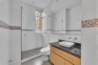 Apartamento de 4 alcobas en venta en Los Rosales, Bogotá, 274 m² · foto 5 de 16