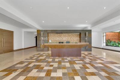 Apartamento de 4 alcobas en venta en Los Rosales, Bogotá, 274 m² · foto 10 de 16
