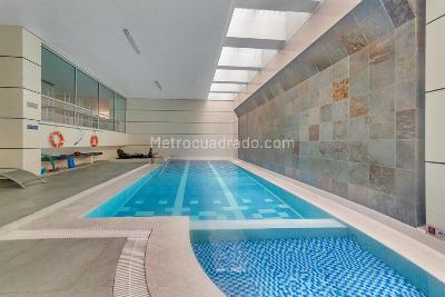 Apartamento de 4 alcobas en venta en Los Rosales, Bogotá, 274 m² · foto 13 de 16