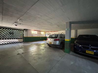 Apartamento de 3 alcobas en venta en Las Acacias, Bogotá, 314 m² · foto 17 de 20