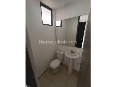Casa de 3 alcobas en venta en Madeiros, Funza, 90 m² · foto 17 de 20