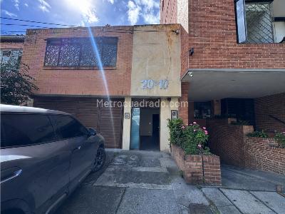 Casa en Venta, San Luis, Bogotá D.C.