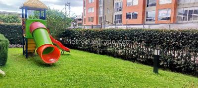 Apartamento de 2 alcobas en venta en Hayuelos, Bogotá, 45 m² · foto 17 de 19
