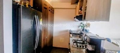 Apartamento de 2 alcobas en venta en Hayuelos, Bogotá, 45 m² · foto 5 de 19