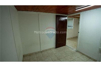 Casa de 5 alcobas en venta en Los Libertadores, Bogotá, 262 m² · foto 12 de 20