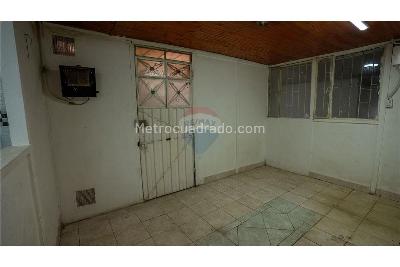 Casa de 5 alcobas en venta en Los Libertadores, Bogotá, 262 m² · foto 16 de 20