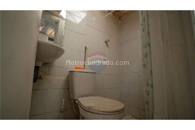 Casa de 5 alcobas en venta en Los Libertadores, Bogotá, 262 m² · foto 9 de 20