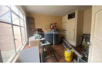 Apartamento de 5 alcobas en venta en Ciudad Jardin Sur, Bogotá, 208 m² · foto 5 de 19