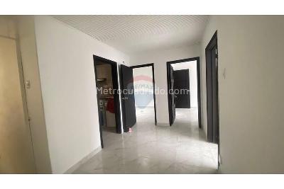 Apartamento de 5 alcobas en venta en Ciudad Jardin Sur, Bogotá, 208 m² · foto 6 de 19