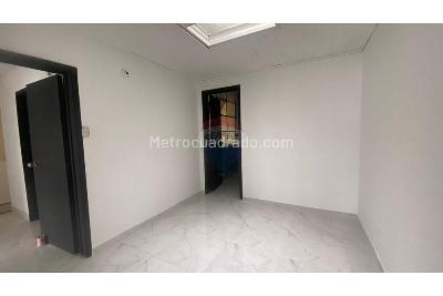 Apartamento de 5 alcobas en venta en Ciudad Jardin Sur, Bogotá, 208 m² · foto 9 de 19