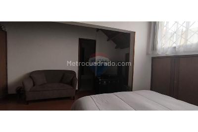 Casa de 4 alcobas en venta en Santa Barbara Central, Bogotá, 185 m² · foto 16 de 18