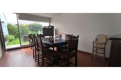 Casa de 4 alcobas en venta en Santa Barbara Central, Bogotá, 185 m² · foto 5 de 18