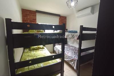 Apartamento de 3 alcobas en venta en Conjunto Reserva Del Peñón, Girardot, 68 m² · foto 13 de 20