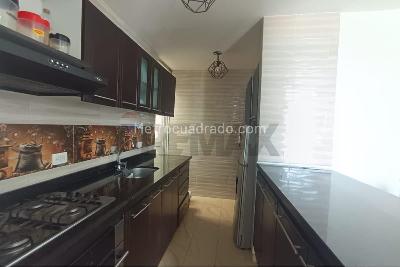 Apartamento de 3 alcobas en venta en Conjunto Reserva Del Peñón, Girardot, 68 m² · foto 8 de 20