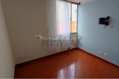 Apartamento de 3 alcobas en venta en Terreros, Soacha, 59 m² · foto 10 de 20