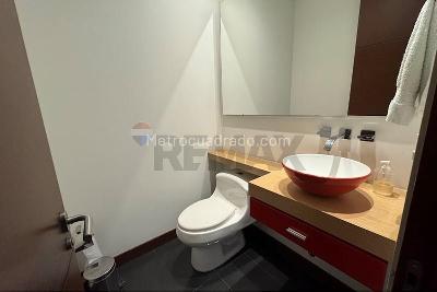 Apartaestudio en venta en Chico Norte, Bogotá, 65 m² · foto 11 de 19
