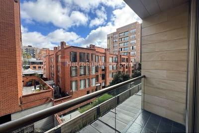 Apartaestudio en venta en Chico Norte, Bogotá, 65 m² · foto 2 de 19