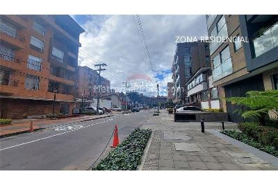 Apartamento de 2 alcobas en venta en Santa Barbara, Bogotá, 86 m² · foto 17 de 19