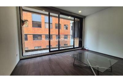 Apartamento de 2 alcobas en venta en Santa Barbara, Bogotá, 86 m² · foto 2 de 19