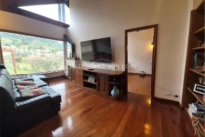 Casa de 4 alcobas en venta en La Calera, La Calera, 497 m² · foto 11 de 19