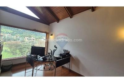 Casa de 4 alcobas en venta en La Calera, La Calera, 497 m² · foto 14 de 19