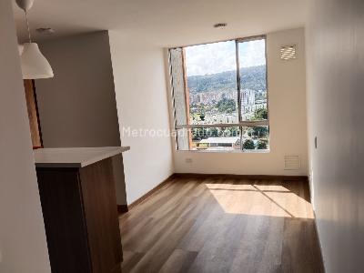 Apartaestudio en venta en Toberin, Bogotá, 31 m² · foto 3 de 20