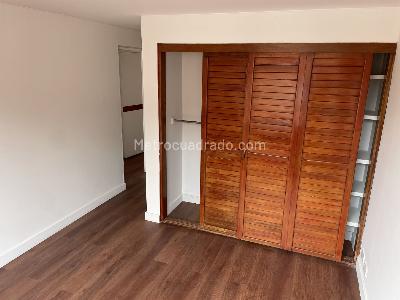 Apartamento de 3 alcobas en arriendo en Cedro Salazar, Bogotá, 78 m² · foto 14 de 17