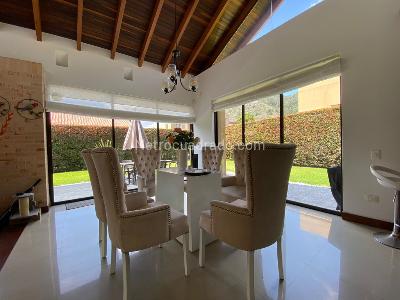 Casa de 4 alcobas en venta en Fonqueta, Chía, 411 m² · foto 4 de 20
