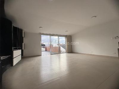 Casa de 5 alcobas en venta en El Batan Ii Sector, Bogotá, 256 m² · foto 17 de 20